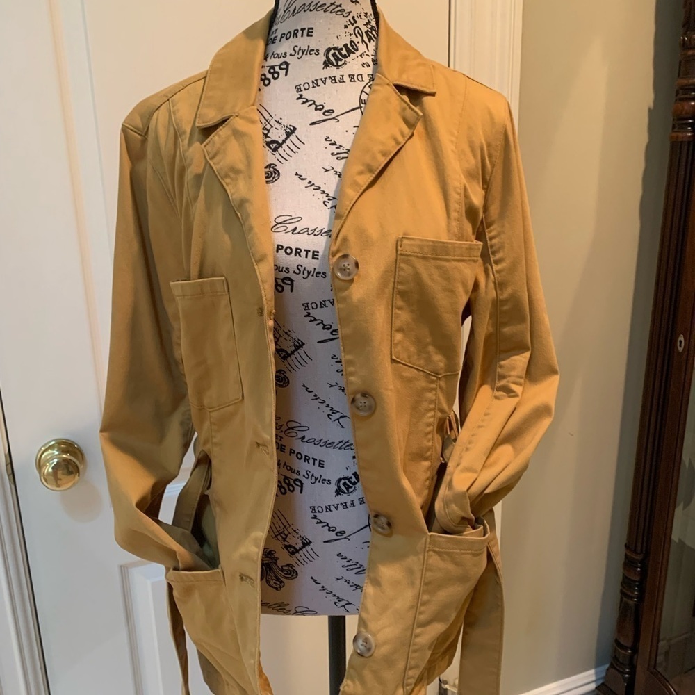 Urban Outfitters Jacket. Yellow. Size Large - Picture 3 of 7